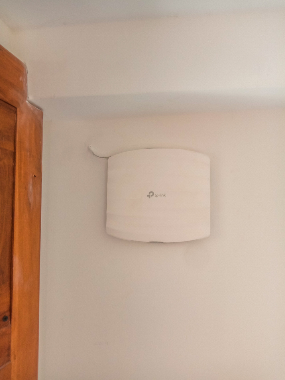 Switch and SLTMOBITEL fibre ONT wiring detail — Thalpe Wi-Fi network installation